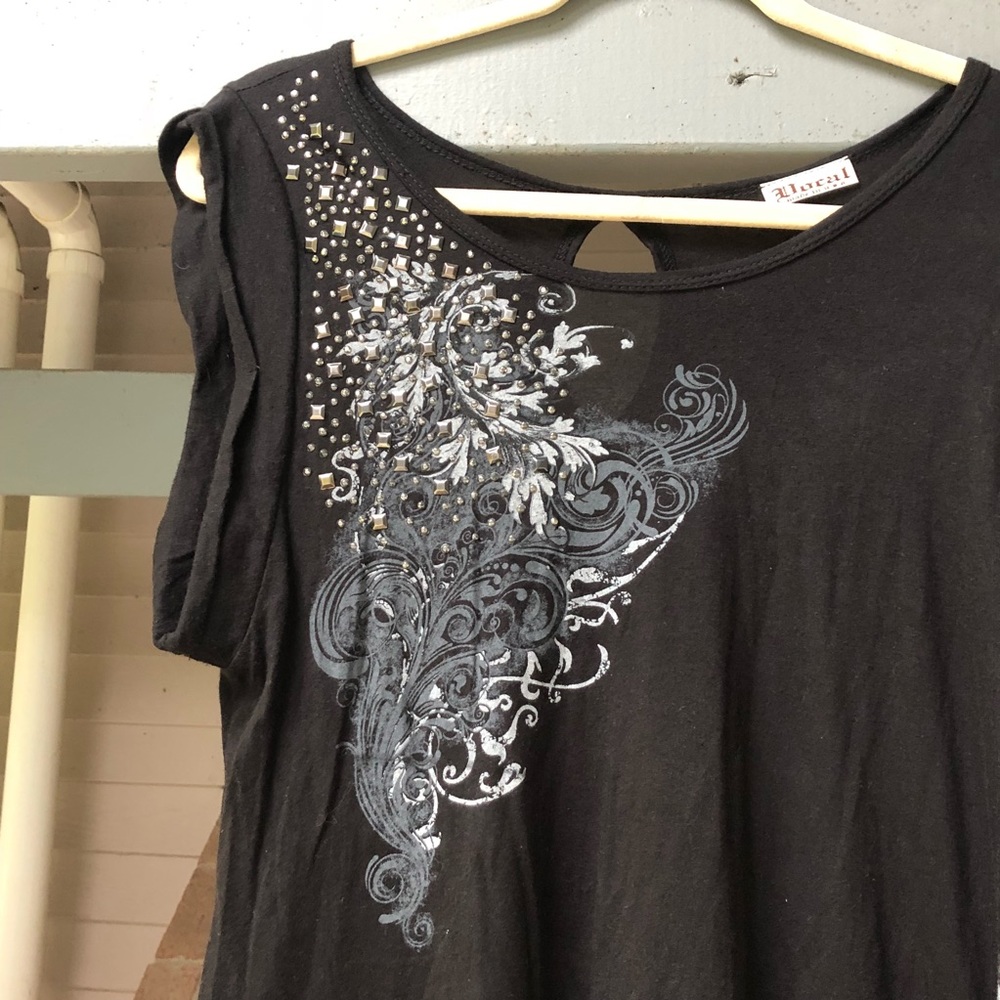 Vocal Embellished Black Top - Picture 2 of 7